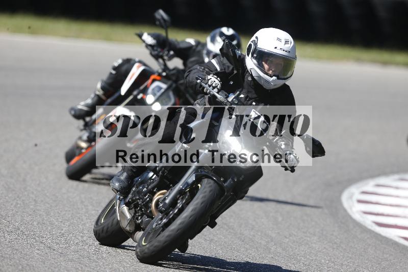 Archiv-2025/48 25.08.2025 Cornu Master School ADR/gruen-vert/70